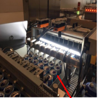 工業(yè)智能讀碼器讀取食品飲料罐反光DPM碼